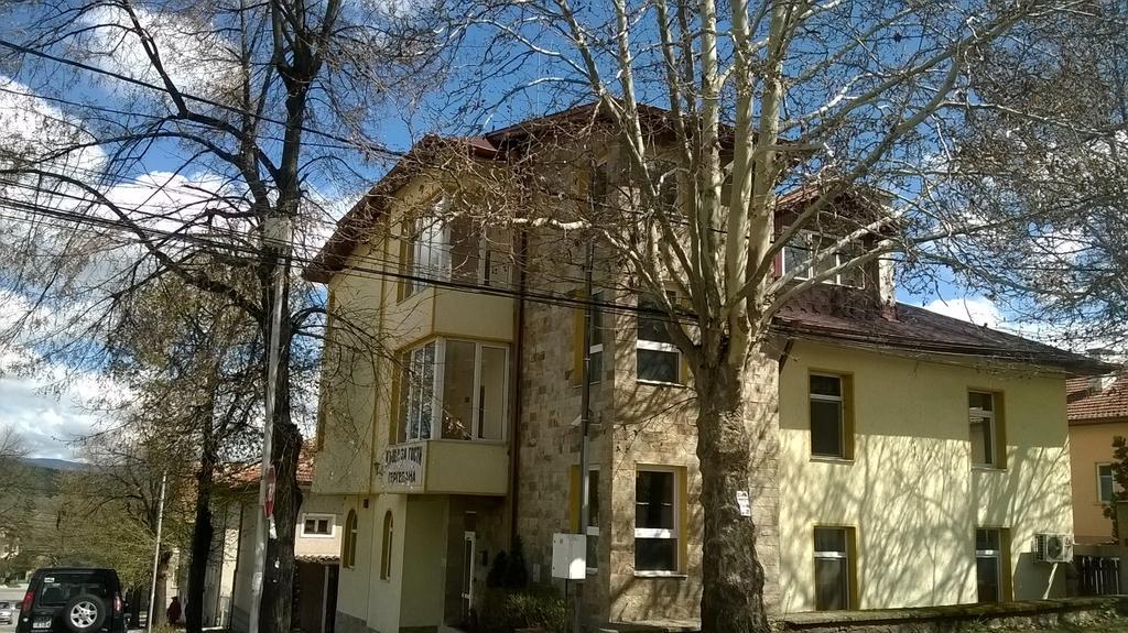 Guest House Gergevana Velingrad Bagian luar foto