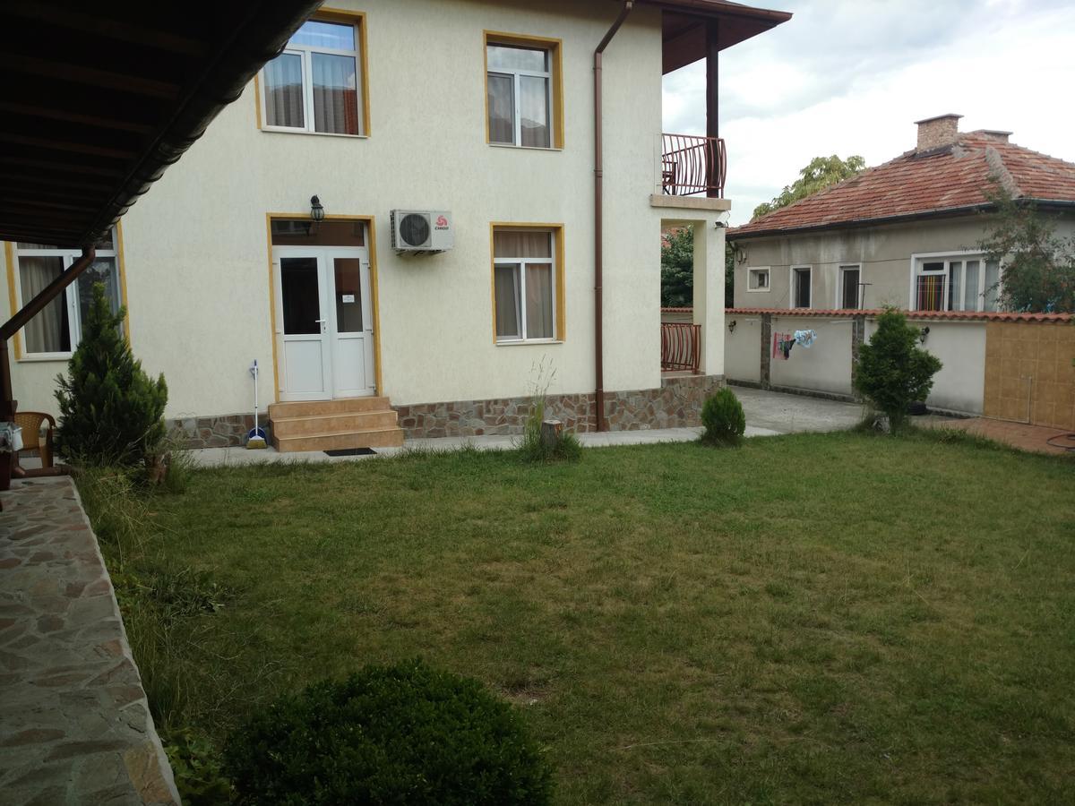 Guest House Gergevana Velingrad Bagian luar foto