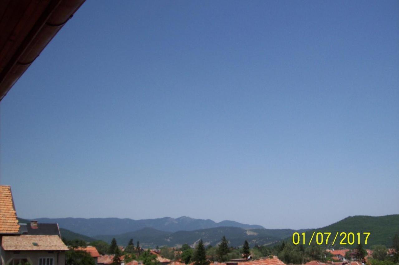 Guest House Gergevana Velingrad Bagian luar foto