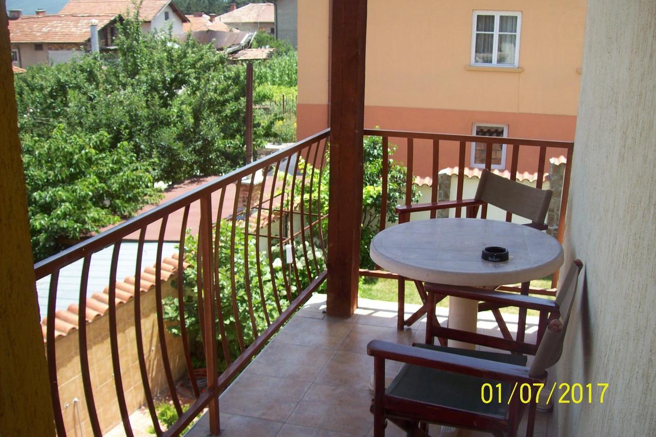 Guest House Gergevana Velingrad Bagian luar foto